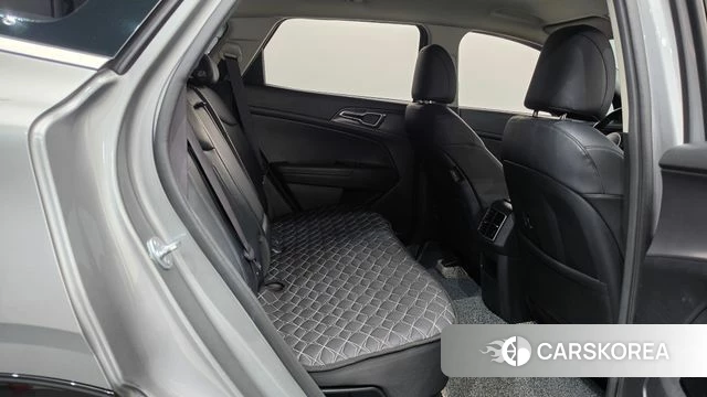 Kia Sportage 5th Generation 2024 Серебристо-серый из Кореи, фото 2