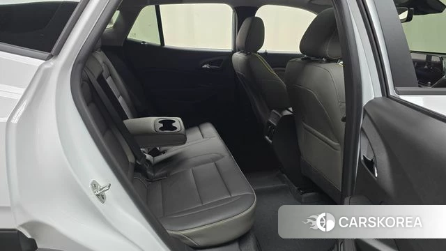 Chevrolet (GM Daewoo) Trax Crossover 2023 Белый из Кореи, фото 2