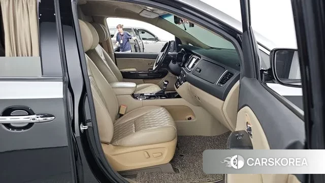 Kia The New Carnival 2020 Черный из Кореи, фото 2