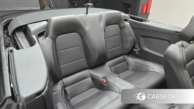 Ford Mustang 2021 Черный из Кореи, фото 2