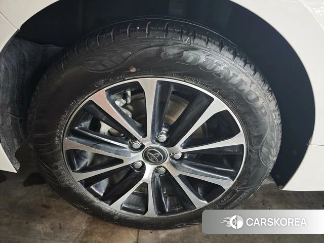 Toyota Lei Ling 2023 Белый из Китая, фото 2