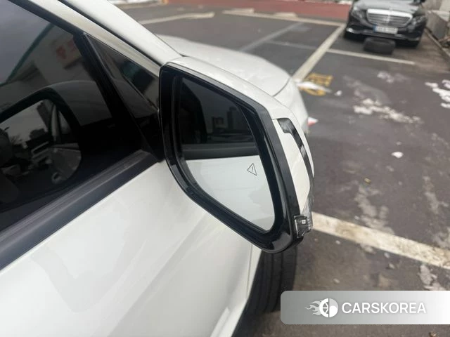 Kia Di Ol Nu Niro 2022 Белый из Кореи, фото 2