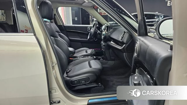 Mini Cooper Countryman 2023 Серебристо-серый из Кореи, фото 2