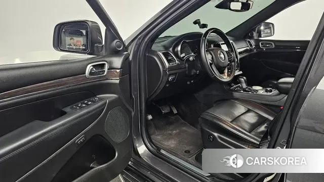 Jeep Grand Cherokee 2018 Серый из Кореи, фото 2