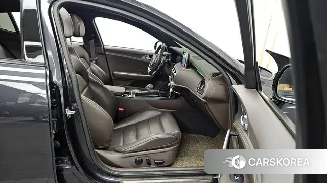 Kia Stinger 2018 Серый из Кореи, фото 2