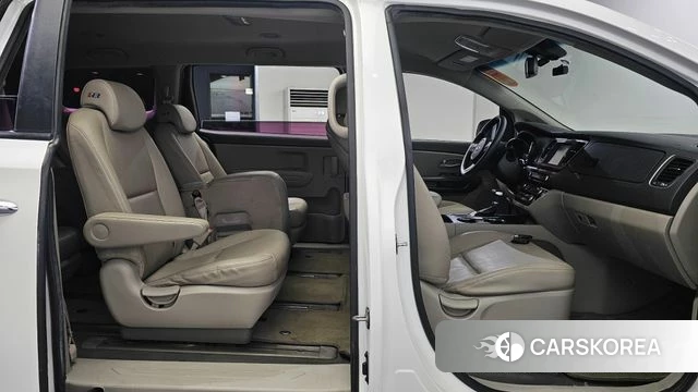 Kia The New Carnival 2020 Белый из Кореи, фото 2