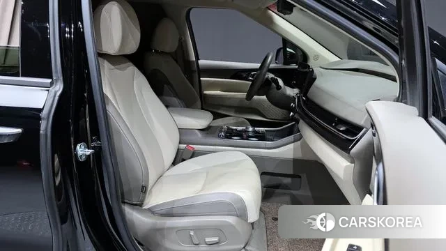 Kia The New Carnival 4th Generation 2024 Черный из Кореи, фото 2