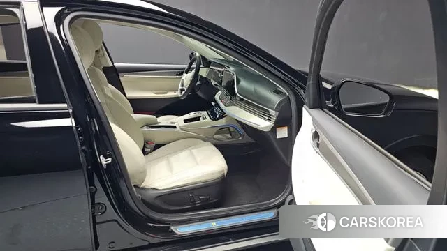 Hyundai The New Grandeur IG Hybrid 2022 Черный из Кореи, фото 2