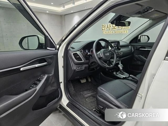 Kia Seltos 2020 Белый из Кореи, фото 2