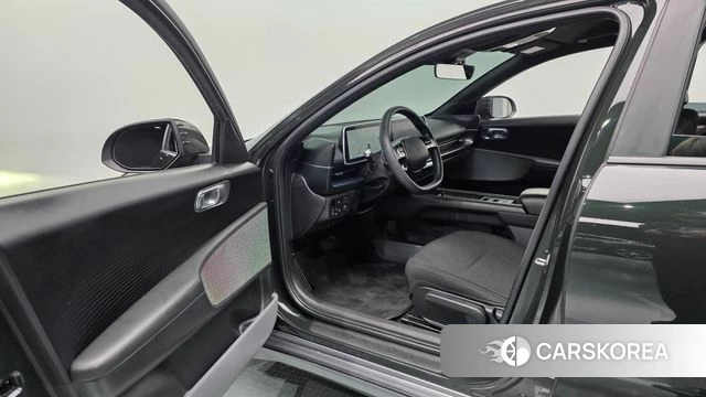 Hyundai Ionic 6 2023 Темно-зеленый из Кореи, фото 2