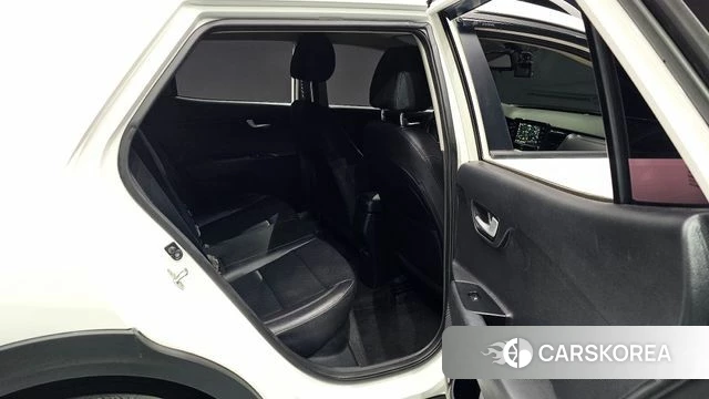 Kia Stonic 2018 Белый из Кореи, фото 2