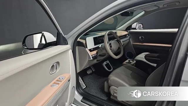 Hyundai Ionic 5 2021 Серебристо-серый из Кореи, фото 2