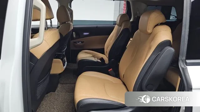 Kia Carnival 4th generation 2022 Белый из Кореи, фото 2