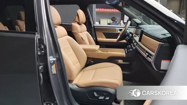 Hyundai Santa Fe (MX5) 2024 Серый из Кореи, фото 2