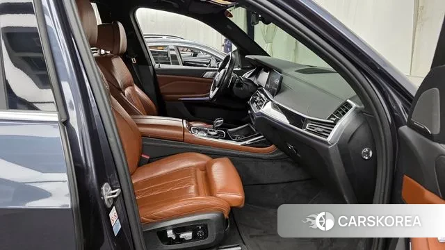 BMW X7 (G07) 2020 Серый из Кореи, фото 2