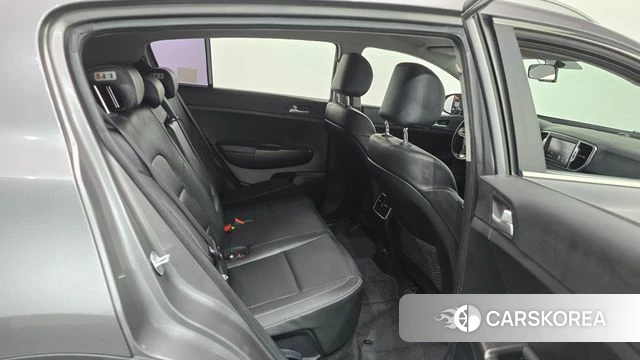 Kia Sportage 4th Generation 2018 Серебристо-серый из Кореи, фото 2