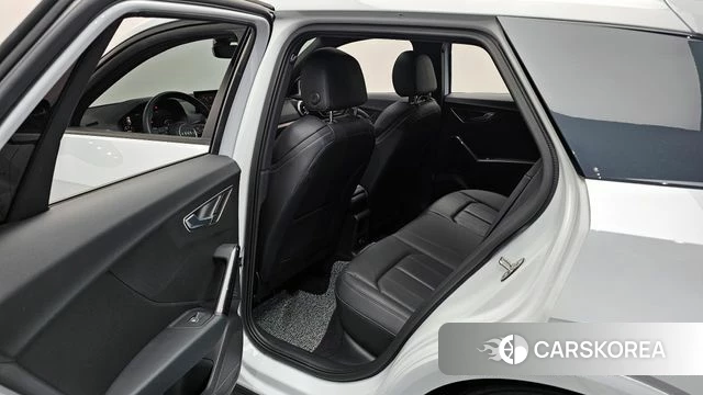 Audi Q2 2023 Белый из Кореи, фото 2