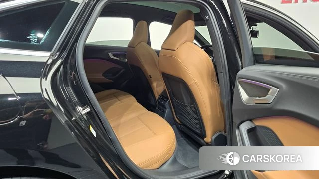 Audi A5 (B10) 2025 Черный из Кореи, фото 2