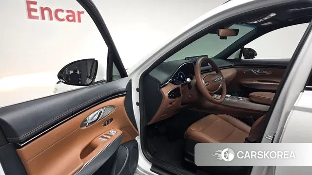 Genesis GV70 2022 Белый из Кореи, фото 2