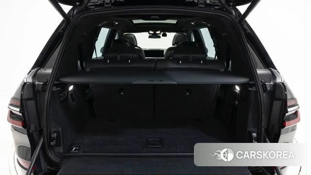BMW X7 (G07) 2024 Черный из Кореи, фото 2