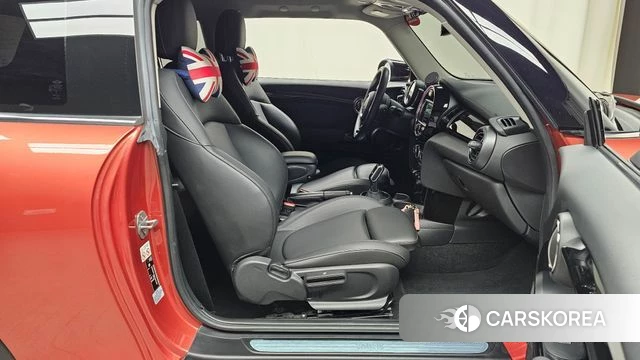 Mini Cooper 2020 Красный из Кореи, фото 2