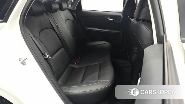 Kia The New K3 2nd generation 2023 Белый из Кореи, фото 2