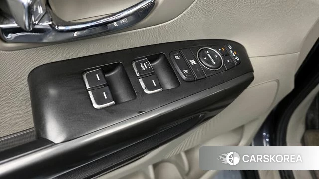 Kia The New Carnival 2019 Серый из Кореи, фото 2