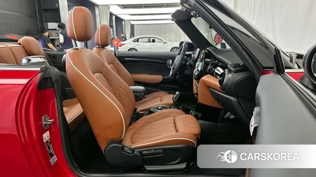 Mini Cooper S Convertible 2021 Красный из Кореи, фото 2