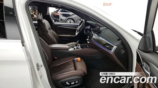 BMW 5 Series (G30) id 2690197 из Кореи 2