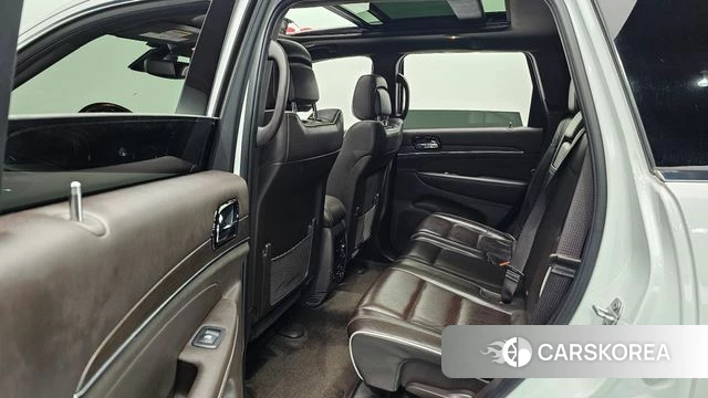 Jeep Grand Cherokee 2019 Белый из Кореи, фото 2