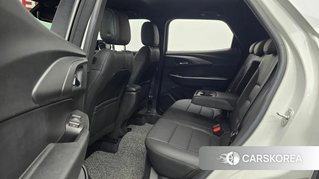 Chevrolet (GM Daewoo) Trailblazer 2022 Белый из Кореи, фото 2