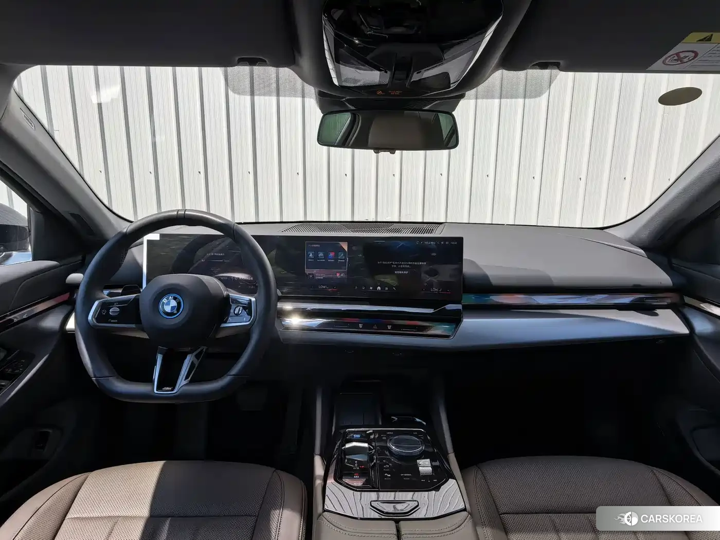 BMW i5 2025 Черный из Китая, фото 2