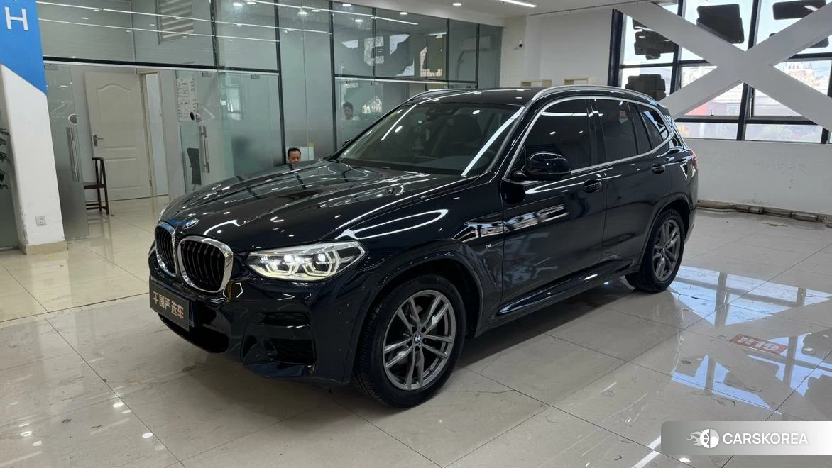 BMW X3 2020 Черный из Китая, фото 2