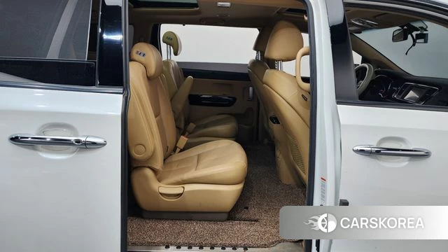 Kia The New Carnival 2019 Белый из Кореи, фото 2