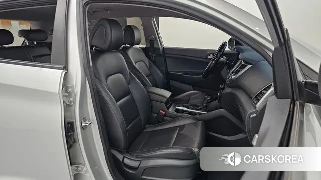 Hyundai All New Tucson 2018 Серебряный из Кореи, фото 2