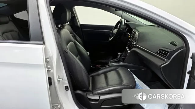 Hyundai The New Avante AD 2019 Белый из Кореи, фото 2