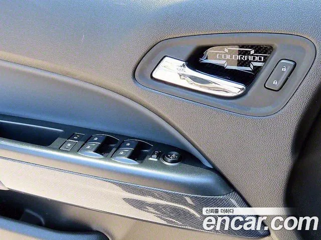 Chevrolet (GM Daewoo) Real New Colorado 2022 Черный из Кореи, фото 2