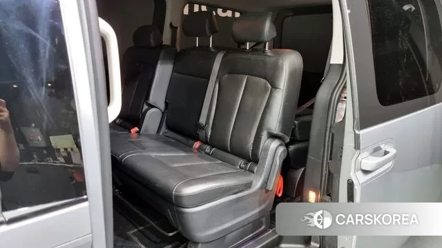 Hyundai Staria 2021 Серебряный из Кореи, фото 2