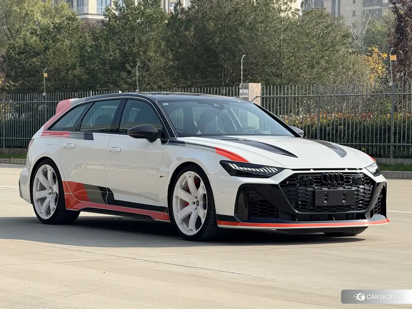 Audi RS 6 2025 Белый из Китая, фото 2