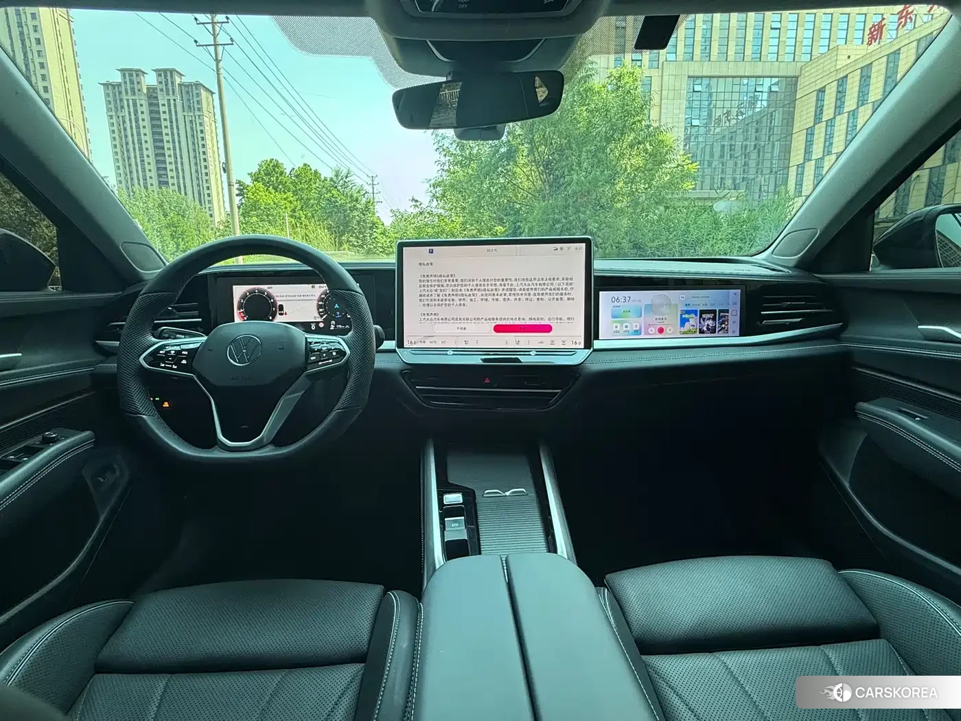 Volkswagen Passat 2024 Черный из Китая, фото 2