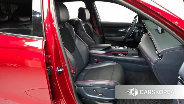 Genesis GV70 2021 Красный из Кореи, фото 2