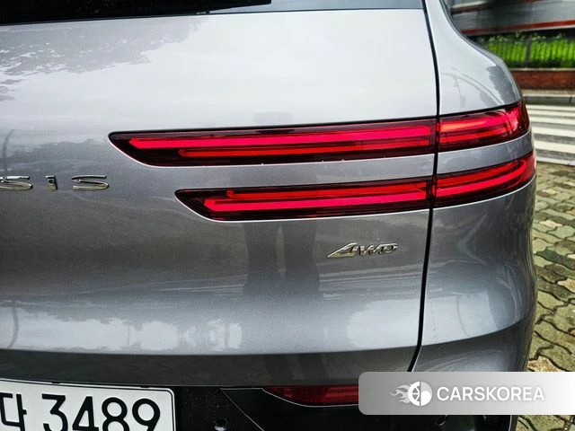 Genesis GV70 2025 Серебристо-серый из Кореи, фото 2