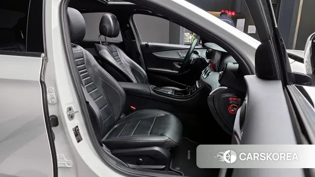 Mercedes-Benz E-Class W213 2020 Белый из Кореи, фото 2