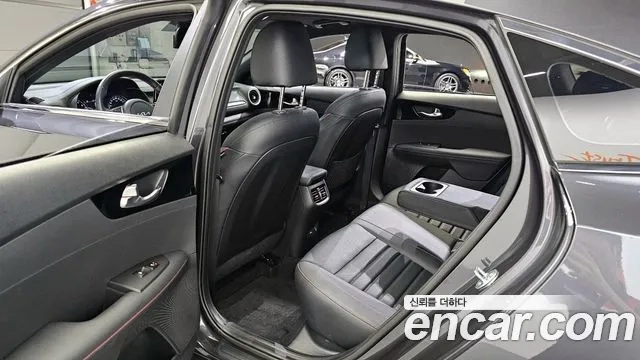 Kia The New K3 2nd generation 2023 Серый из Кореи, фото 2