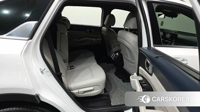 Kia Sorento 4th Generation 2023 Белый из Кореи, фото 2