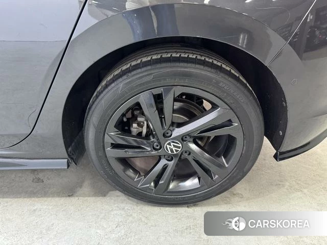 Volkswagen Golf 2021 Черный из Китая, фото 2
