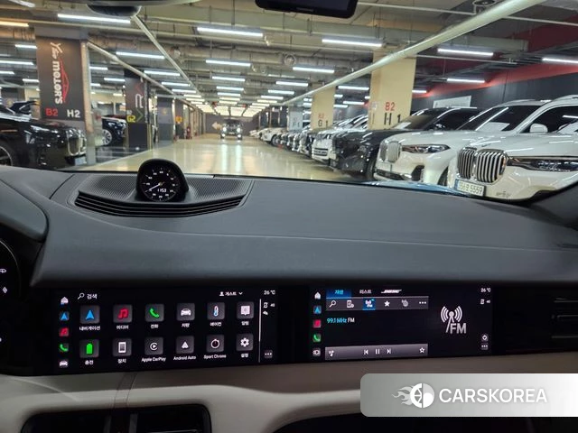 Porsche Taycan 2021 Небесно-голубой из Кореи, фото 2