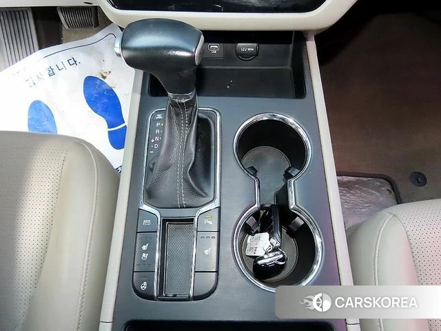 Kia The New Carnival 2018 Белый из Кореи, фото 2
