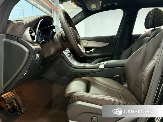 Mercedes-Benz GLC 2022 Черный из Китая, фото 2