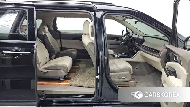 Kia Carnival 4th generation 2021 Черный из Кореи, фото 2